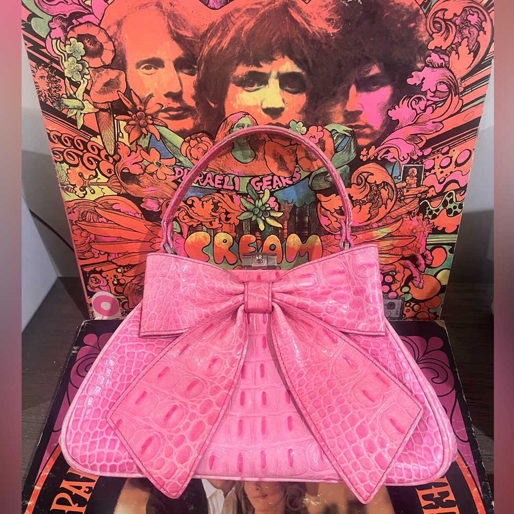🎀Rare Isabella Fiore Pink Bow Bag🎀